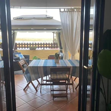 Дом отдыха Sunshine House *